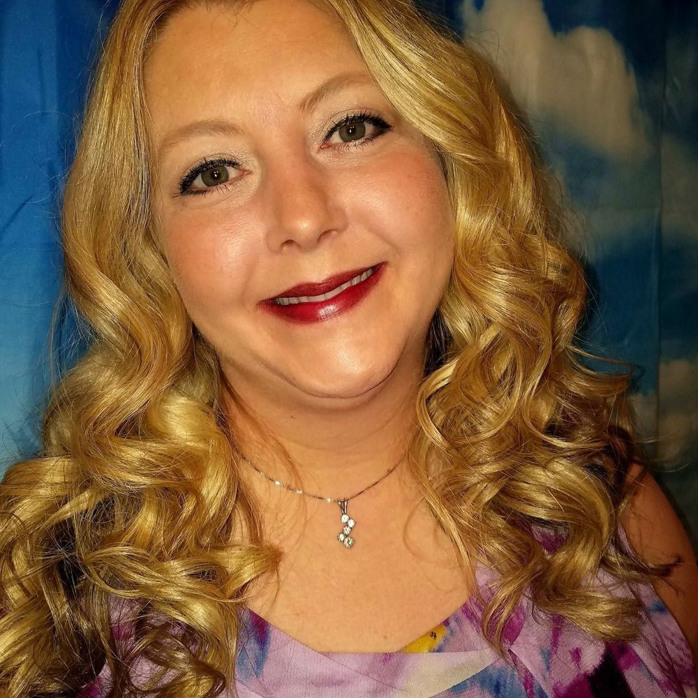 Meet your Posher, Rose-lynn